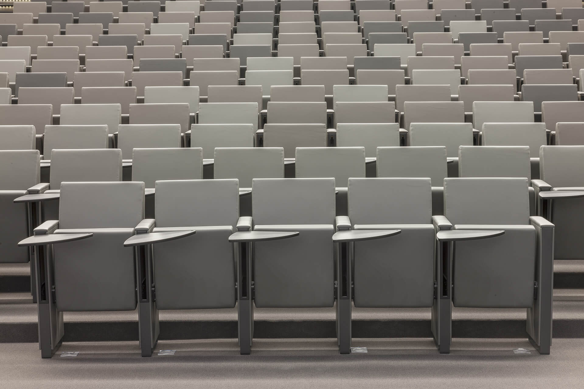 Université Jussieu - Paris - C100 Armchair by LAMM