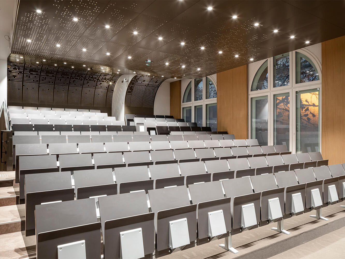 Schlumberger Auditorium – École Supérieure des Mines – Paris, France