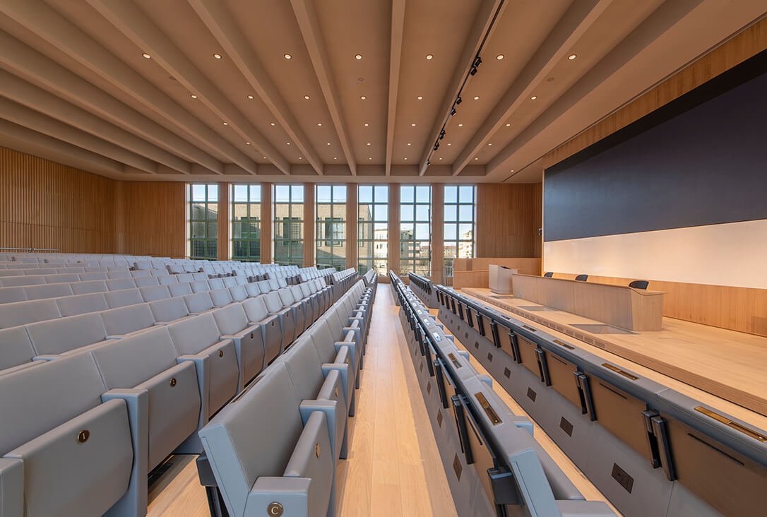 Fauteuils Flexa pour l’Aula Maggiore « Roberto Franceschi » de l’Université Bocconi