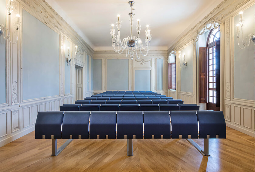 E4000 study benches for LUISS Business School “Guido Carli” new campus in Rome