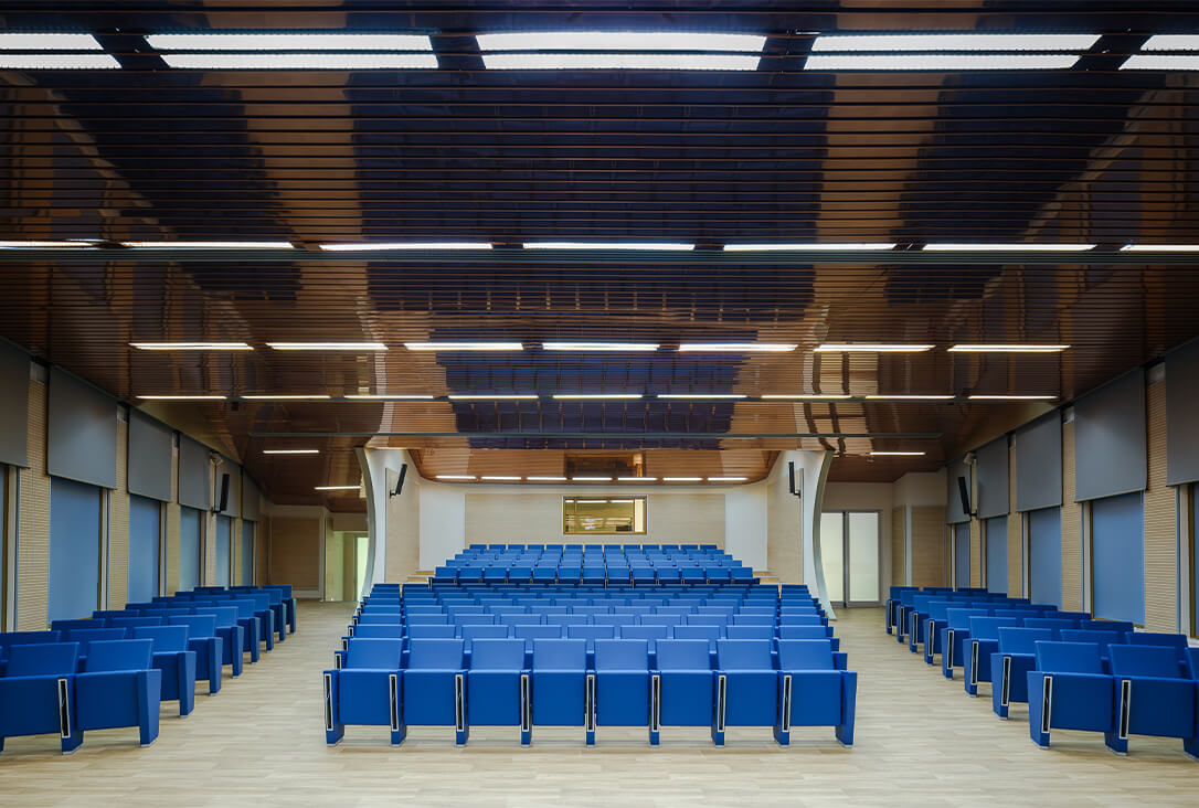 Customised armchairs for the Lecture Hall of the University of Basilicata
